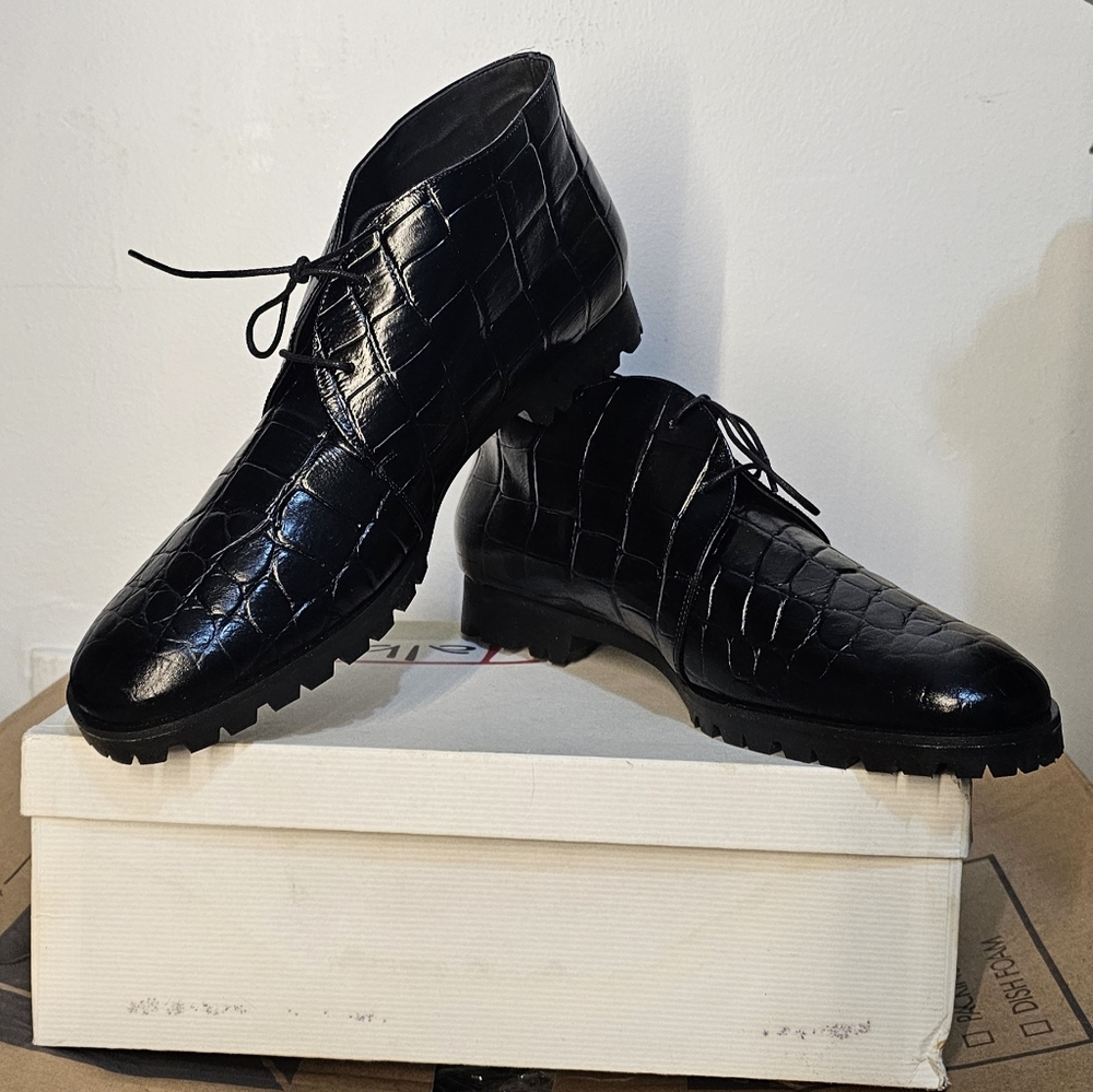 Talbots Made in Italy Black Embossed Croc Chukka Boot Sz 10M,New